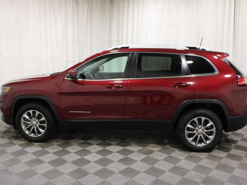 Used 2019 Jeep Cherokee Latitude Plus AWD/4WD image 27