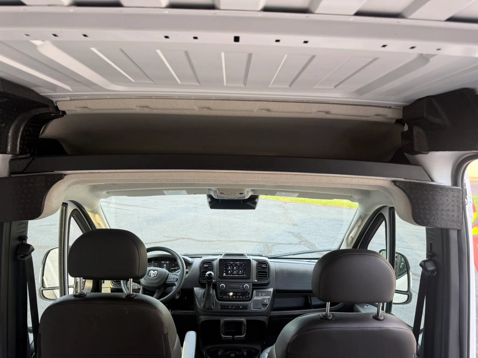 Used 2025 RAM ProMaster 2500 w/ Convenience Group FWD image 34