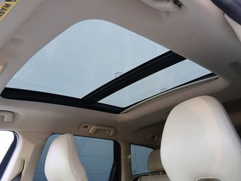 Used 2015 Volvo XC60 T5 Premier w/ Proximity Package image 37