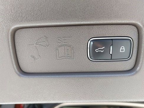 Used 2020 Lincoln Aviator Reserve w/ Equipment Group 202A image 15