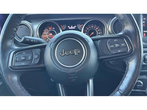 Used 2023 Jeep Wrangler Sport S image 15