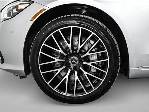 New 2026 Mercedes-Benz S 580 4MATIC Sedan image 26