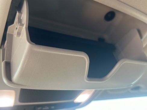 Used 2025 Honda CR-V LX image 22