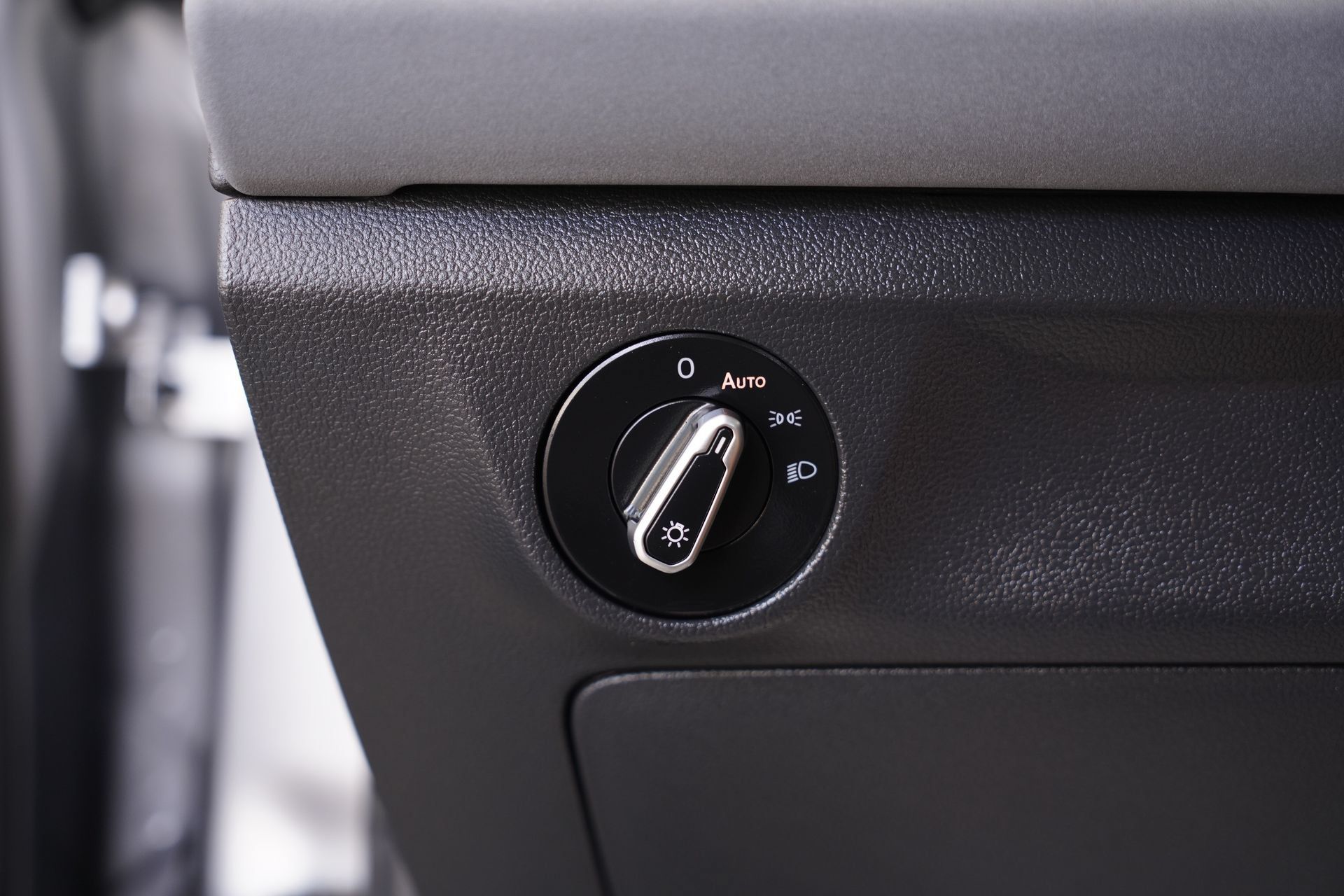 Certified 2026 Volkswagen Jetta SE FWD image 19