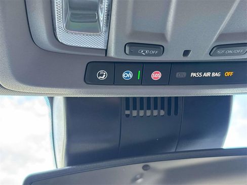 New 2026 GMC Sierra 1500 SLT w/ SLT Premium Package image 13