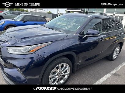 Used 2024 Toyota Highlander Limited