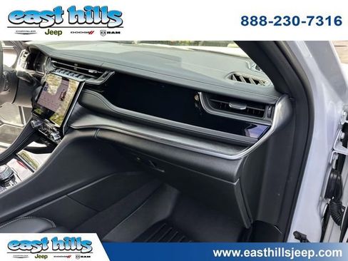 Certified 2022 Jeep Grand Cherokee Overland w/ Adv Protech Group III AWD/4WD image 28