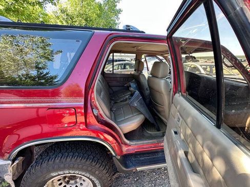 Used 1995 Toyota 4Runner SR5 AWD/4WD image 28