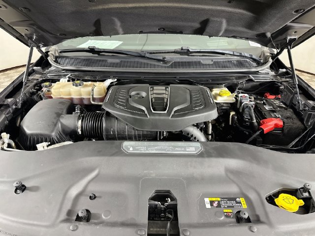 Used 2023 Jeep Grand Wagoneer L 4WD image 31