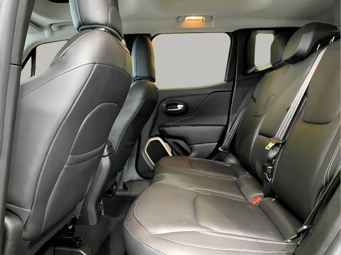 Used 2016 Jeep Renegade Limited image 21