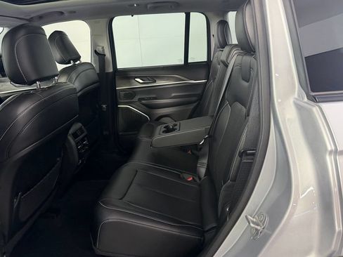 Used 2023 Jeep Grand Cherokee 4WD 4xe w/ Luxury Tech Group II image 26
