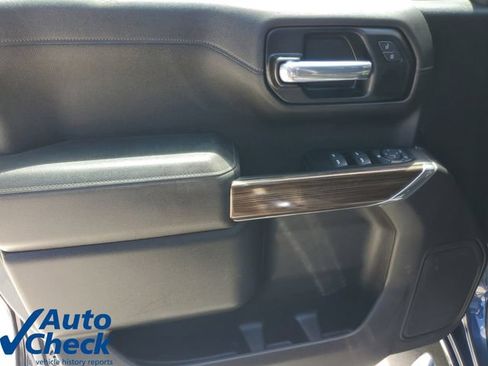 Used 2021 Chevrolet Silverado 1500 LT w/ Z71 Off-Road Package AWD/4WD image 20