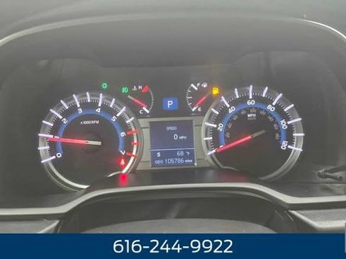 Used 2016 Toyota 4Runner SR5 AWD/4WD image 4