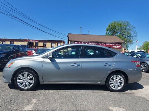 Used 2013 Nissan Sentra SL w/ Leather Pkg FWD image 2