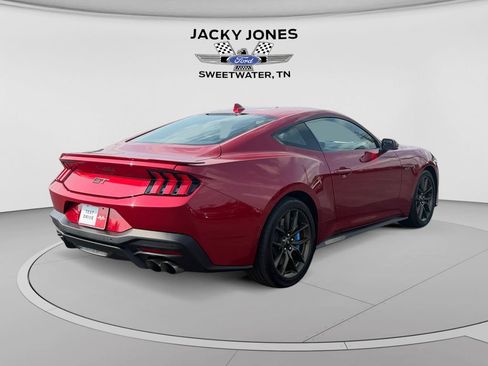 Used 2024 Ford Mustang GT Premium RWD image 5