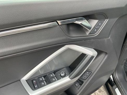 Used 2022 Audi Q3 2.0T Premium image 24