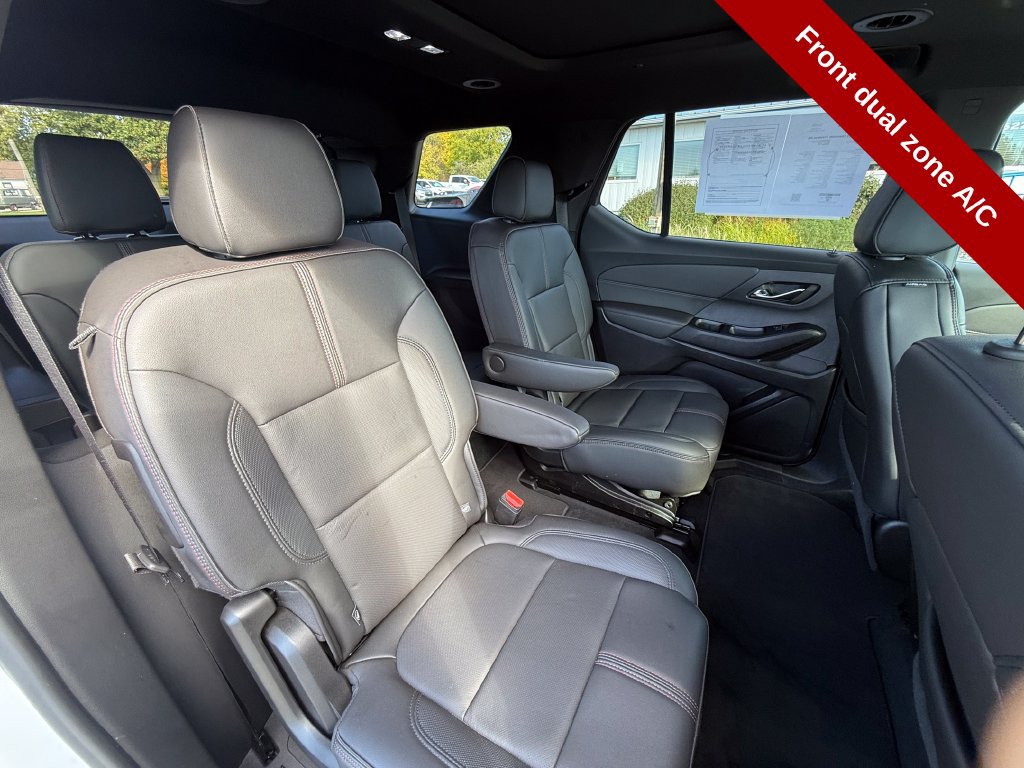Used 2023 Chevrolet Traverse RS AWD/4WD image 42