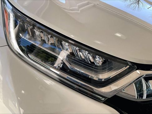 Certified 2018 Honda CR-V Touring image 28