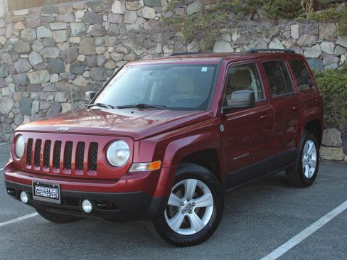 Used 2011 Jeep Patriot Sport w/ PWR Value Group AWD/4WD image 2