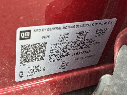 Used 2026 Chevrolet Equinox EV LT FWD image 17