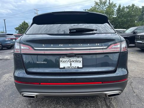 Used 2023 Lincoln Nautilus Reserve AWD/4WD image 4