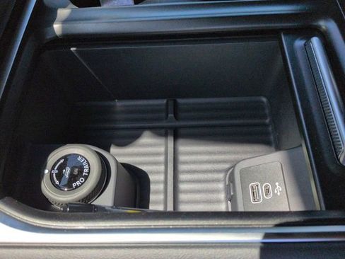 New 2026 Ford Expedition Max Platinum AWD/4WD image 25
