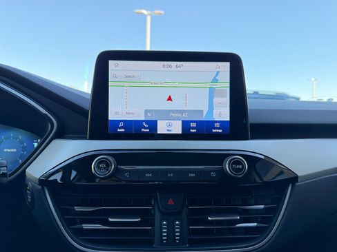 Used 2022 Ford Escape SEL w/ Technology Package image 28