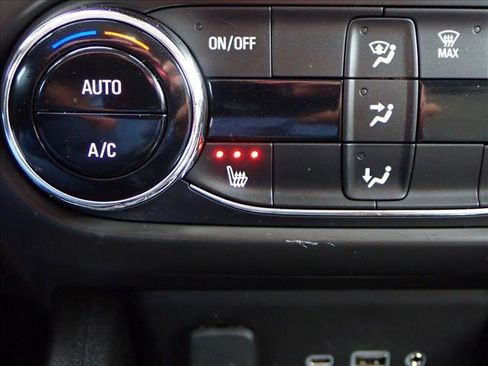 Used 2023 Chevrolet TrailBlazer LT w/ Convenience Package image 19