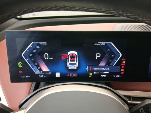 Used 2023 BMW iX xDrive50 w/ Sport Package image 17