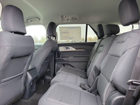 New 2026 Ford Explorer Active image 13