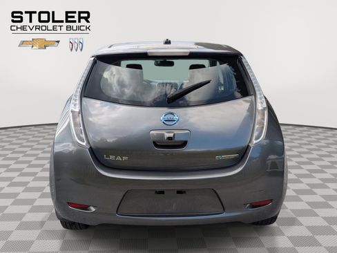 Used 2015 Nissan Leaf SL w/ Premium Package FWD image 4