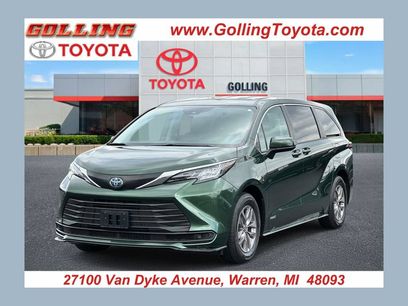 Used 2021 Toyota Sienna LE