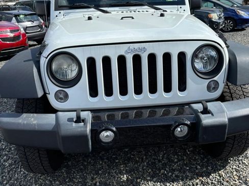 Used 2014 Jeep Wrangler Sport w/ Quick Order Package 24S AWD/4WD image 11