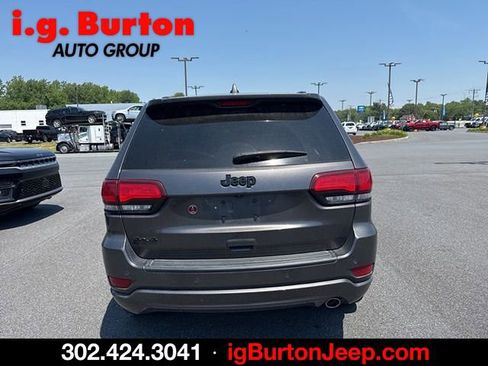 Used 2019 Jeep Grand Cherokee Altitude AWD/4WD image 4