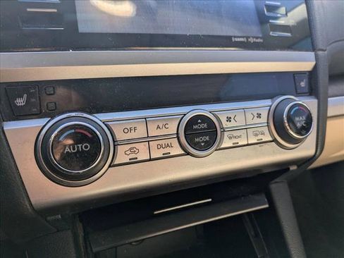 Used 2015 Subaru Outback 2.5i Limited w/ Popular Package #4 AWD/4WD image 8