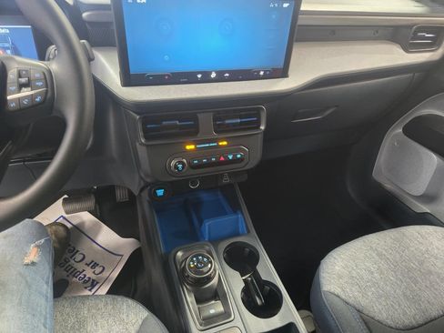 New 2026 Ford Maverick XLT FWD image 9