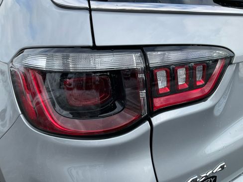 New 2026 Jeep Compass Limited AWD/4WD image 31