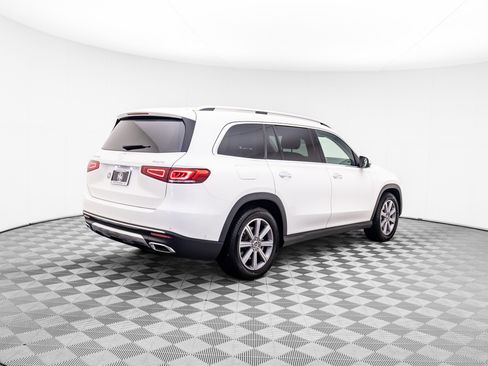 Used 2023 Mercedes-Benz GLS 450 4MATIC image 5