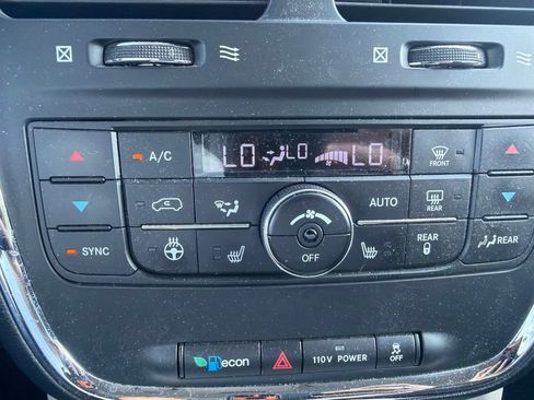 Used 2012 Dodge Grand Caravan Crew w/ Crew Value Pkg FWD image 15