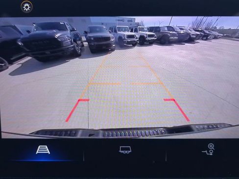 Used 2024 Chevrolet Colorado Trail Boss w/ Safety Package image 30