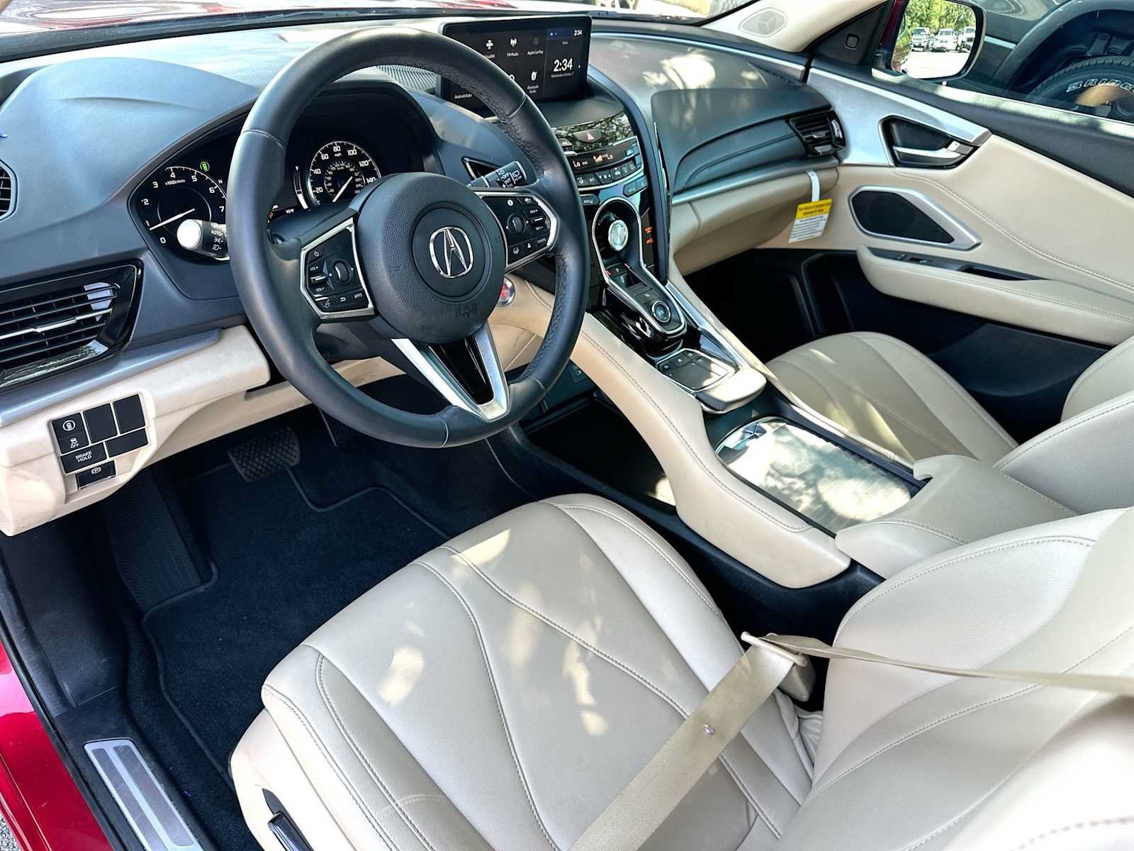Used 2024 Acura RDX SH-AWD image 18