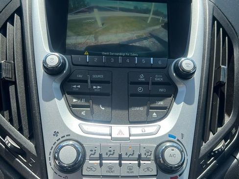 Used 2015 Chevrolet Equinox LT w/ Driver Convenience Package AWD/4WD image 17