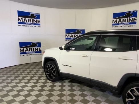 Used 2018 Jeep Compass Limited w/ Navigation Group AWD/4WD image 8