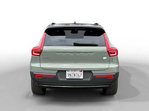 Used 2023 Volvo XC40 Recharge Plus AWD/4WD image 4