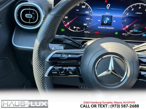 Used 2022 Mercedes-Benz C 300 4MATIC Sedan image 30