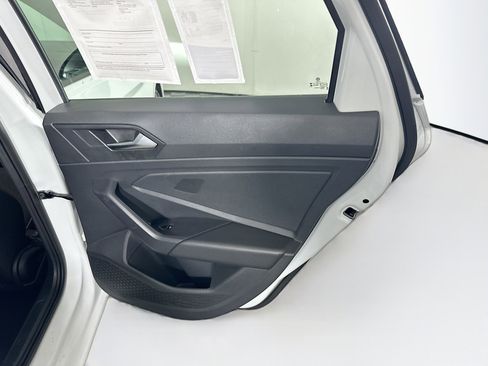 Used 2025 Volkswagen Jetta Sport image 28