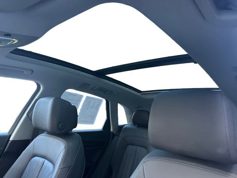 Used 2020 Audi Q5 2.0T Premium w/ Convenience Package image 14