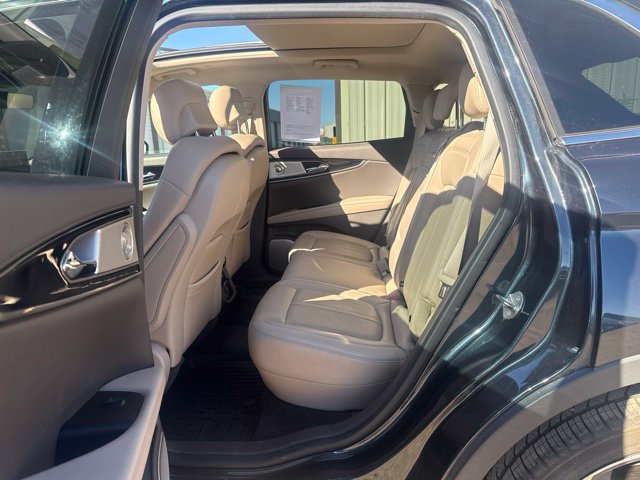 Used 2022 Lincoln Nautilus Reserve w/ Equipment Group 202A AWD/4WD image 6
