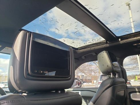 Used 2020 Ford Explorer Limited w/ Class III Trailer Tow Package image 23