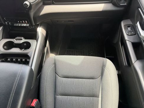 Used 2021 RAM 1500 Big Horn AWD/4WD image 13